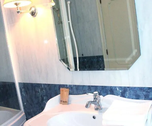 Ari * Montesilvano Marina